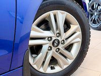 Hyundai Elantra Preferred 2019-7