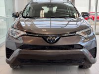 Toyota RAV4 LE 2018-5