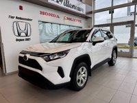 Toyota RAV4 LE 2020-1