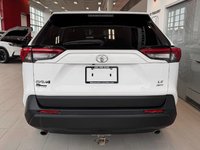 Toyota RAV4 LE 2020-6