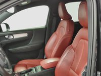 2020 Volvo XC40 MOMENTUM-4