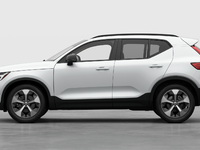 Volvo XC40 Plus Dark Theme 2026-7