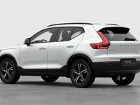 Volvo XC40 Core Dark Theme 2026-1