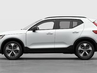 Volvo XC40 Core Dark Theme 2026-7