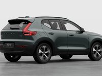 Volvo XC40 Plus Dark Theme 2026-3