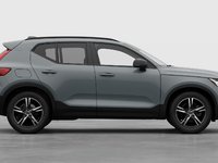 Volvo XC40 Core Dark Theme 2026-6