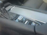 2020 Volvo XC90 T6 AWD Momentum (7-Seat)-7