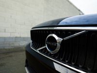 2021 Volvo XC40 Momentum-2