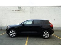 2021 Volvo XC40 Momentum-0