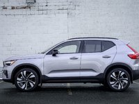 2026 Volvo XC40 Plus (Dark Theme)-0