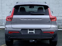 2026 Volvo XC40 Plus (Dark Theme)-7
