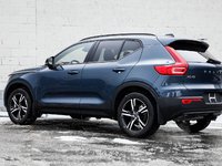 2026 Volvo XC40 Core (Dark Theme)-6