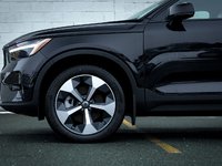 2026 Volvo XC40 Plus (Dark Theme)-3