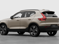 2026 Volvo XC40 Ultra (Dark Theme)-1