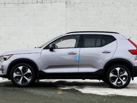 2026 Volvo XC40 Core (Dark Theme)-0