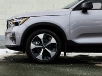 2026 Volvo XC40 Core (Dark Theme)-1