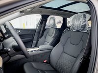 2026 Volvo XC60 Plus-4