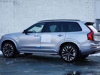 2026 Volvo XC90 Plug-in hybrid Ultra 7-Seater (Dark Theme)-5