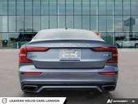 2021 Volvo S60 MOMENTUM-4
