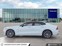 2022 Volvo S60 MOMENTUM-2