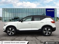 2022 Volvo XC40 RECHARGE PURE ELECTRIC PLUS-2