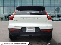2022 Volvo XC40 RECHARGE PURE ELECTRIC PLUS-4