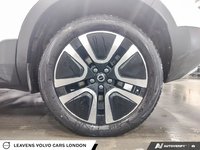 2022 Volvo XC40 MOMENTUM-5