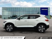 2026 Volvo XC40 PLUS DARK THEME-2