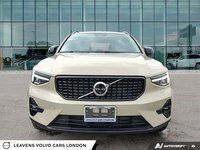 2026 Volvo XC40 PLUS DARK THEME-1