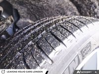 2026 Volvo XC40 PLUS DARK THEME-6