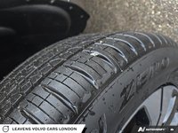 2025 Volvo XC60 PLUG-IN HYBRID PLUS DARK THEME-6