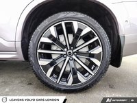 2026 Volvo XC90 PLUG-IN HYBRID PLUS DARK THEME-5