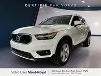 2022 Volvo XC40 Momentum-0
