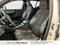 Volvo XC40 R-Design 2022-6