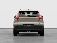 Volvo XC40 PLUS DARK THEME 2026-5