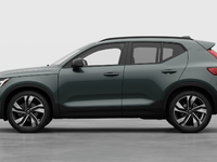 Volvo XC40 ULTRA DARK THEME 2026-7
