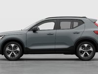 Volvo XC40 PLUS DARK THEME 2026-7
