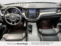 Volvo XC60 R-Design B6 2022-7