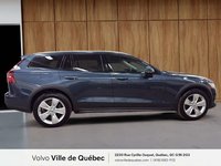 2023 Volvo V60 CC Core-4