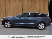 2023 Volvo V60 CC Core-6