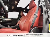 2020 Volvo XC40 Momentum-1