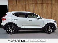 2025 Volvo XC40 B5 - Core-3