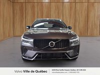 2022 Volvo XC60 R-Design Recharge-2