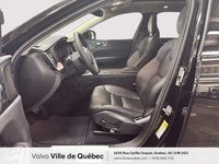 2022 Volvo XC60 Inscrptn Expr Rchrg-1