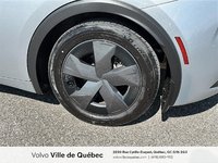 2023 Toyota PRIUS PRIME SE-6