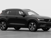 2026 Volvo XC40 PLUS DARK THEME-2