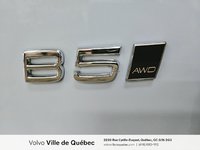 Volvo XC40 Plus Dark Theme 2026-7