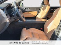 2024 Volvo XC60 Recharge Ultimate Dark Theme-7