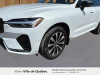 2023 Volvo XC60 Plus Dark Theme-5