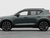 Volvo XC40 Plus Dark Theme 2026-7